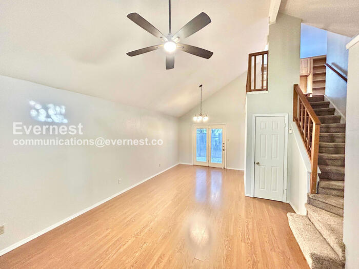 Building Photo - 2992 Harbinger Ln