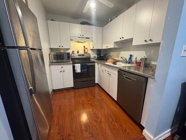 Building Photo - 46 Ober Rd