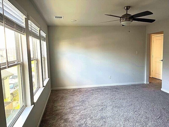Building Photo - 8475 Harrington Grv Trl