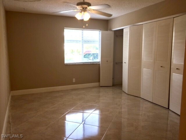 Building Photo - 3655 Boca Ciega Dr