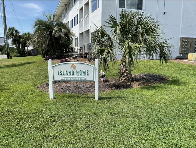 Building Photo - 485 Gulf Shore Dr