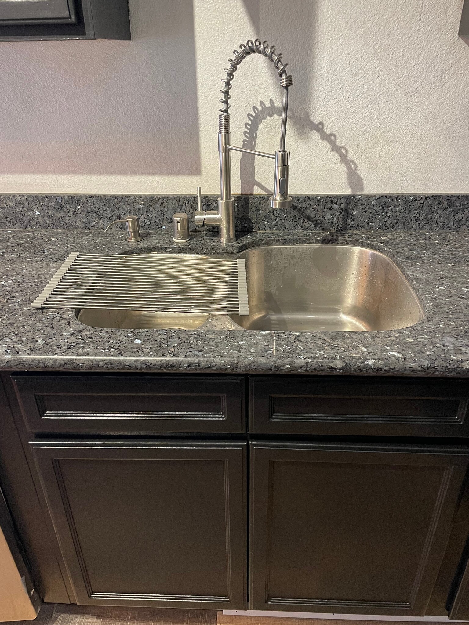 new faucet - 250 Del Verde Cir