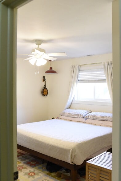 Building Photo - 1113 Ardmore Dr