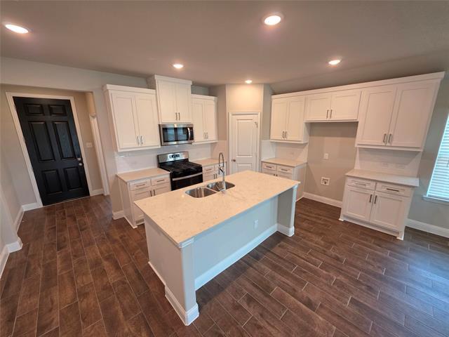 Building Photo - 3204 Ferrero Ln