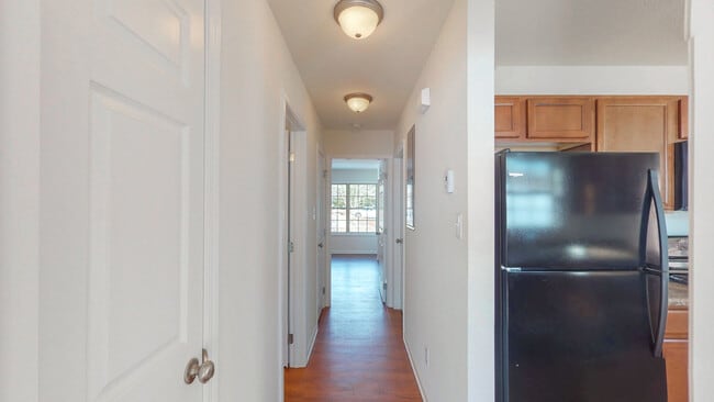 Building Photo - 812 S Old Sevierville Pike