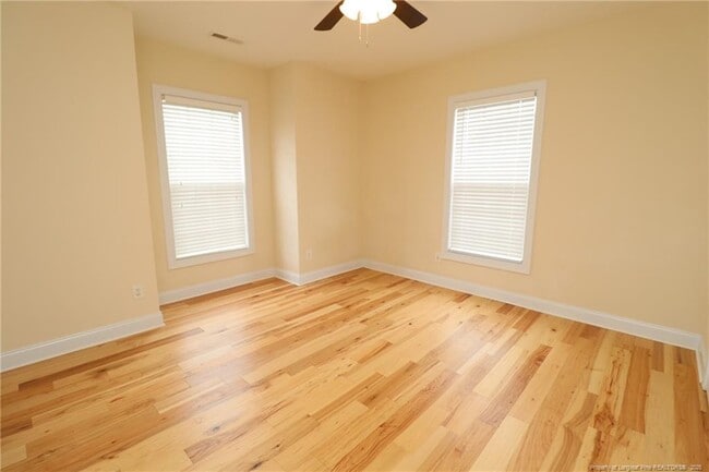 Building Photo - 406 Golden Harvest Loop