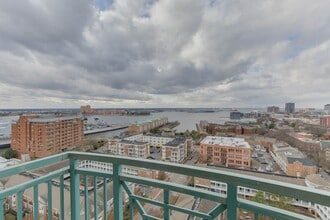 Building Photo - Spectacular Penthouse Condo in Downtown No...
