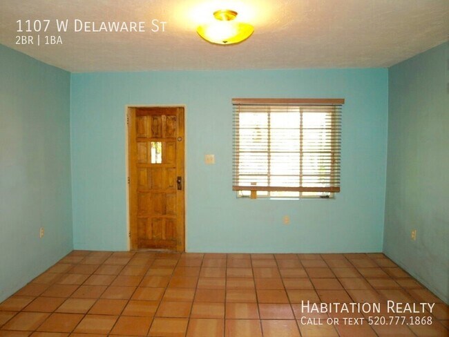 Building Photo - 1107 W Delaware St