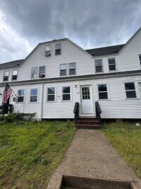 Building Photo - 40 Overlook St