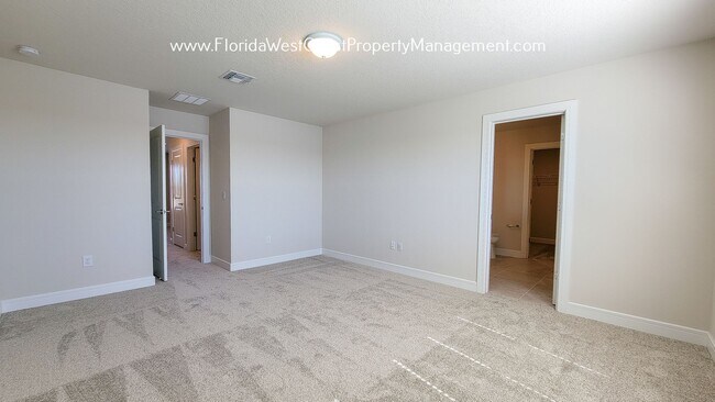 Building Photo - 8415 Abalone Loop