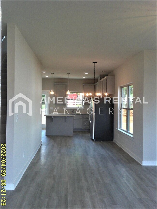 Building Photo - Spacious Home for Rent in Meridianville, AL... COMING SOON!