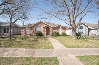Building Photo - 2839 St Martin Dr