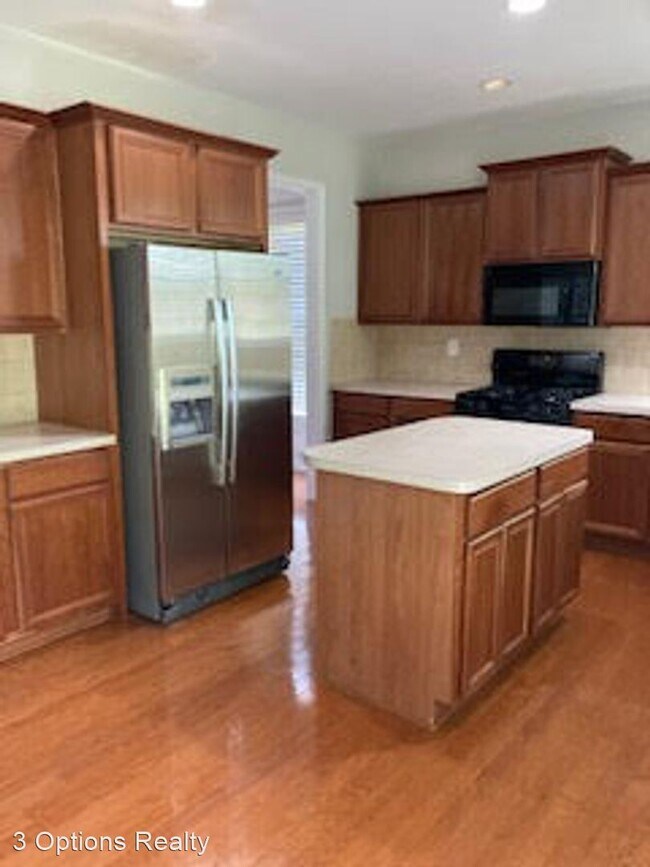 Building Photo - 5 br, 3 bath House - 3164 Wolf Club Drive