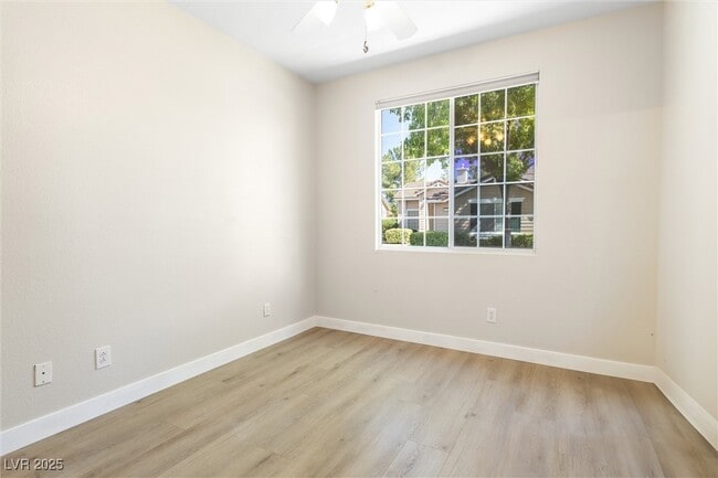 Building Photo - 1725 Pacific Breeze Dr