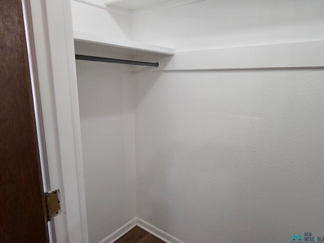 Building Photo - 2300 Moberly Dr