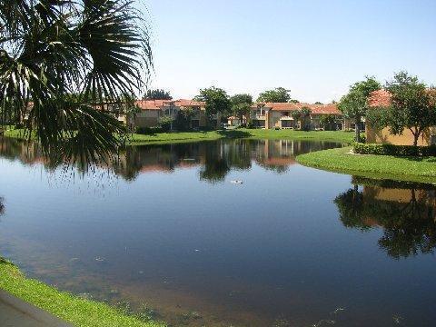 Building Photo - 4799 Via Palm Lakes