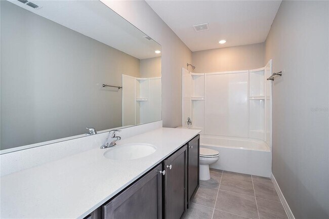 Building Photo - 379 Camellia Ct