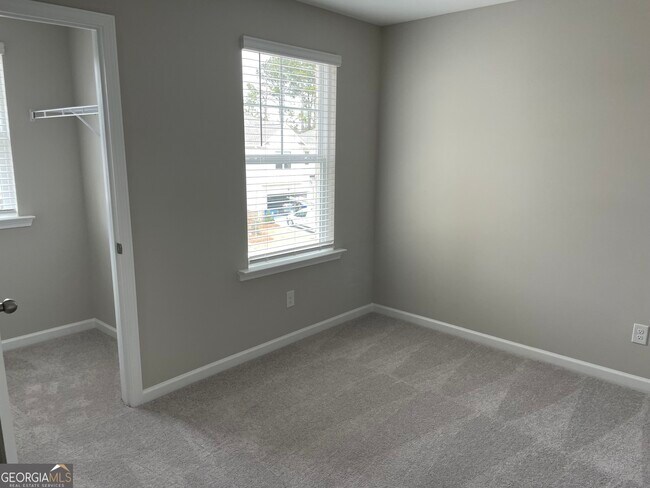 Building Photo - 4636 Waxwing St