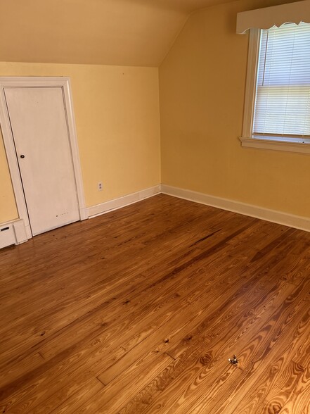 Upstairs bedroom 4 - 10122 Pollard Creek Rd