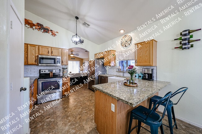Building Photo - 7175 W Citrus Way