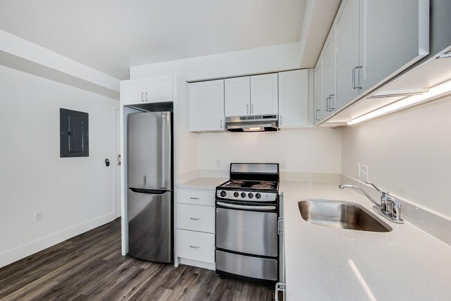 Floorplan - The Rose on Bond