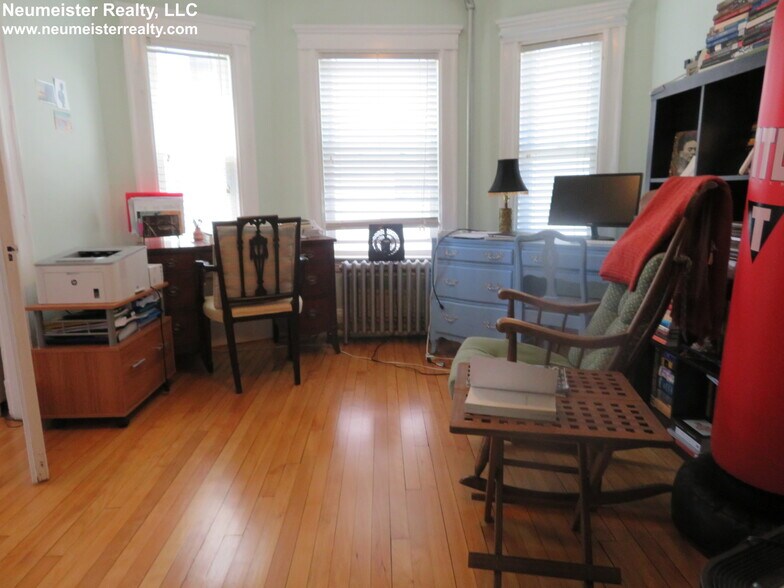 Building Photo - 95 Frederick Ave