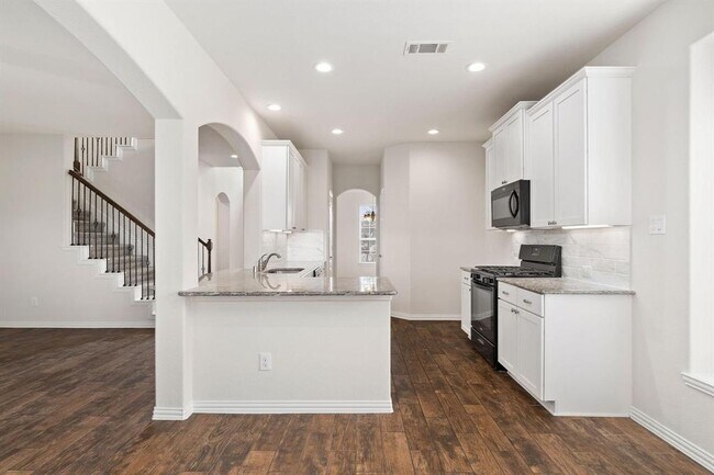 Building Photo - 24727 Lake Basin Ct
