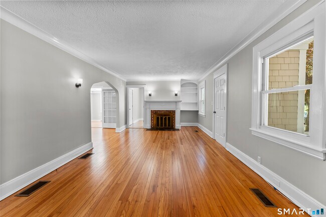 Building Photo - 41 Grasso Terrace