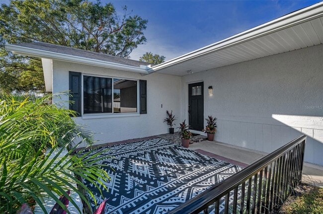 Building Photo - 1502 Cottonwood Terrace