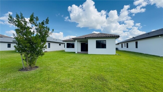 Building Photo - 5097 Panella Ave