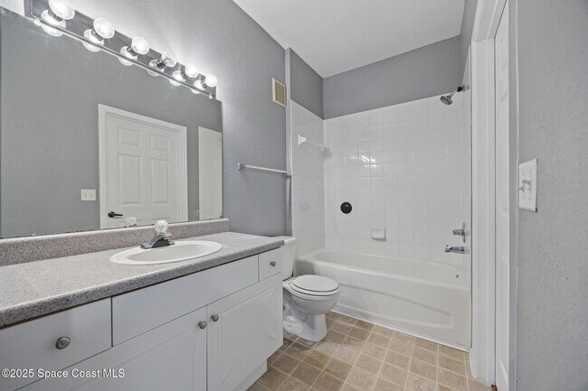 Building Photo - 5663 Star Rush Dr