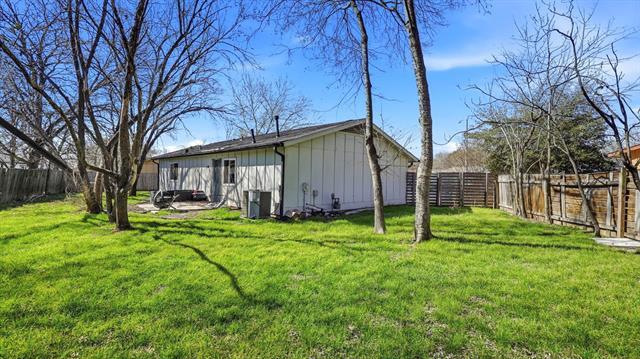 Building Photo - 5701 Claystone Cove