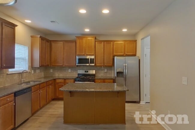 Building Photo - 5702 Pahaska Ct
