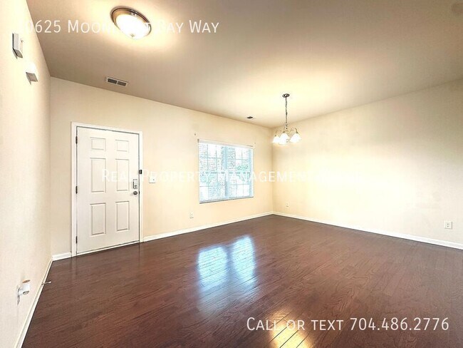 Building Photo - 10625 Moonlight Bay Wy