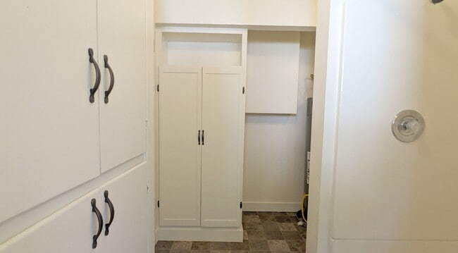 Building Photo - 3983 T St