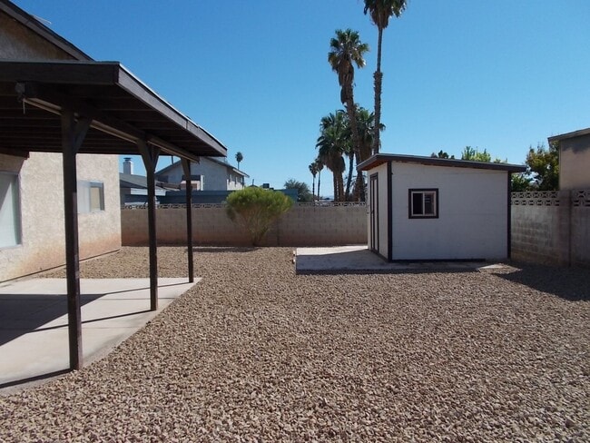 Building Photo - Spacious 4-Bedroom, 3-Bathroom Home with Open Floor Plan & Large Backyard – Prime Location!