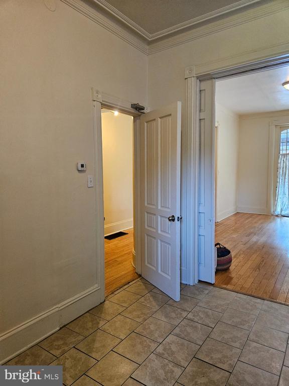 Building Photo - 426 S 42nd St