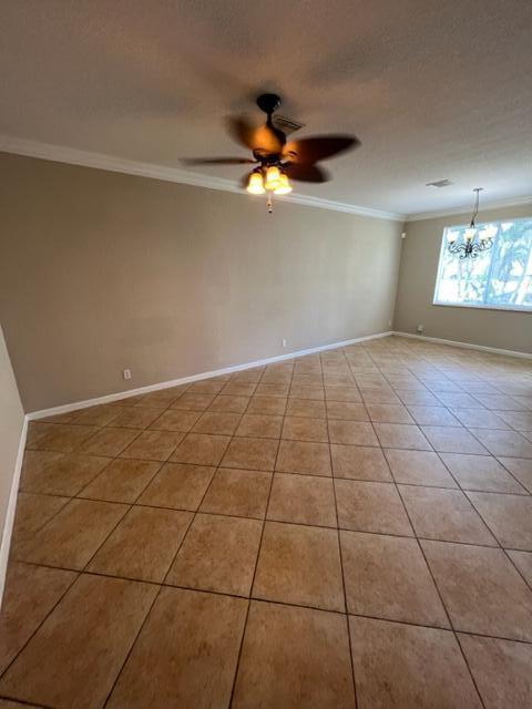 Building Photo - 3075 N Evergreen Cir