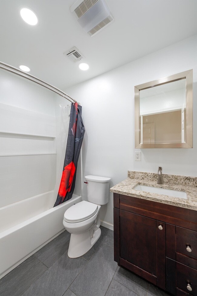 Building Photo - 108 Claremont Ave