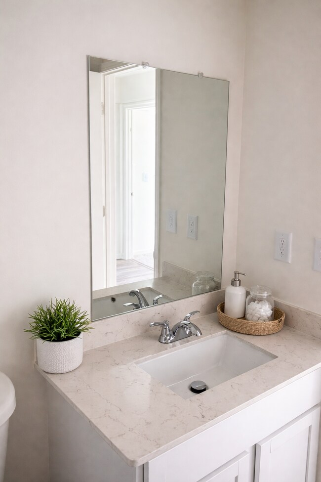 Building Photo - 516 Liberty Hall Dr