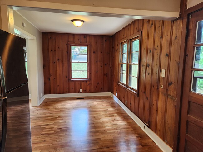 Dining Room - 2826 Willocks Ave