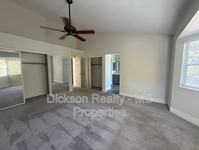 Building Photo - 994 Wheatland Ct