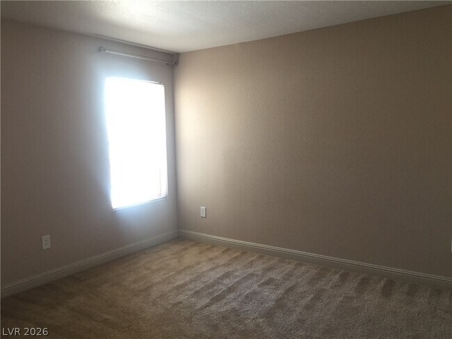 Building Photo - 5055 W Hacienda Ave