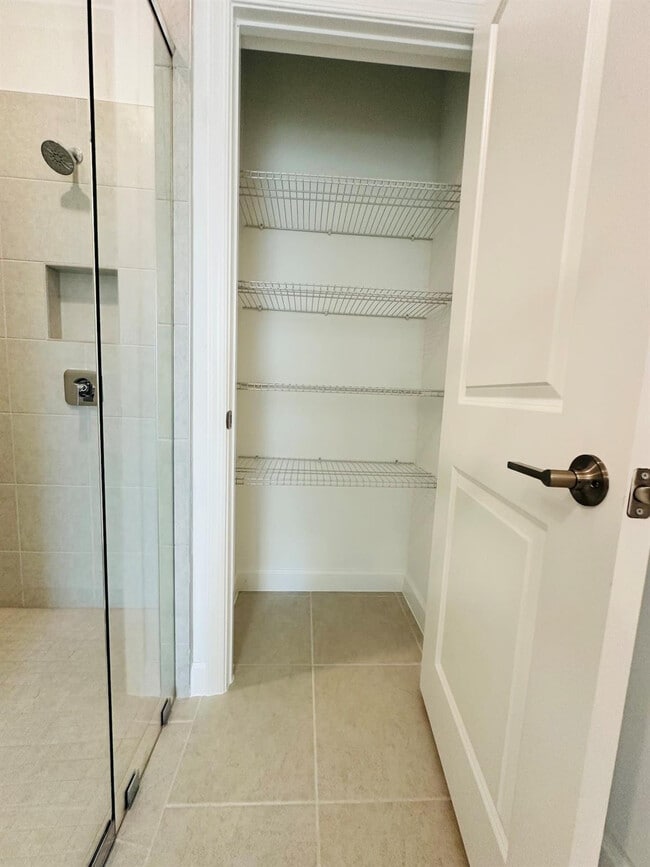 Building Photo - 1377 Haywagon Tr.