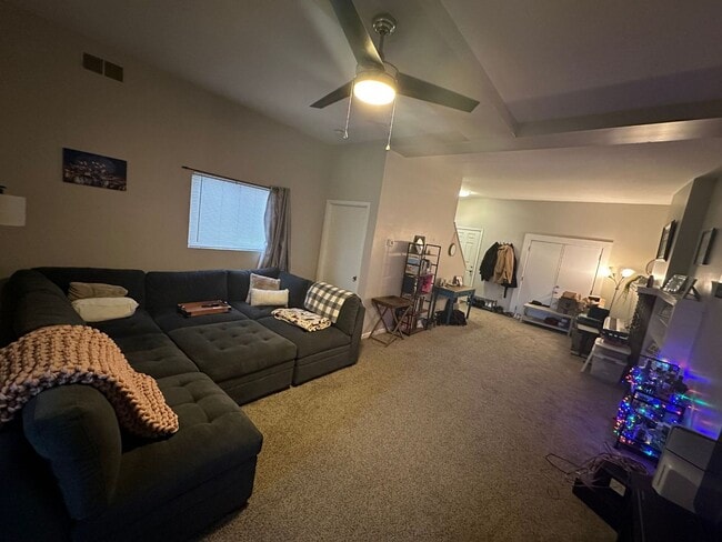 Building Photo - *** Amazing Apartment in Mt. Washington * ...