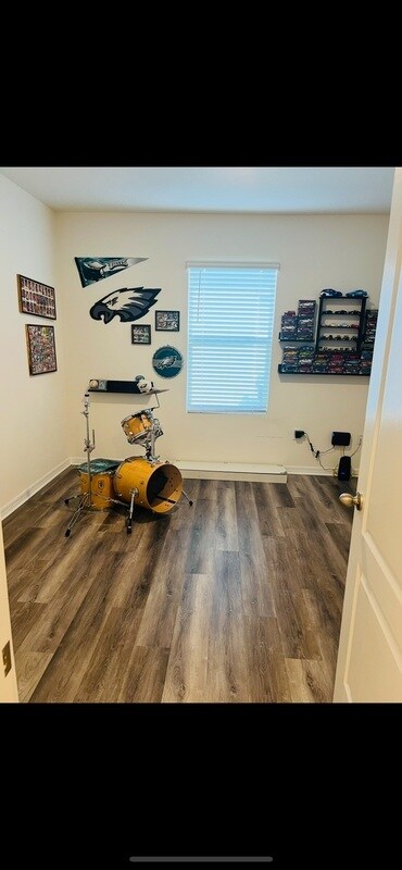 Building Photo - 2243 Tay Wes Dr