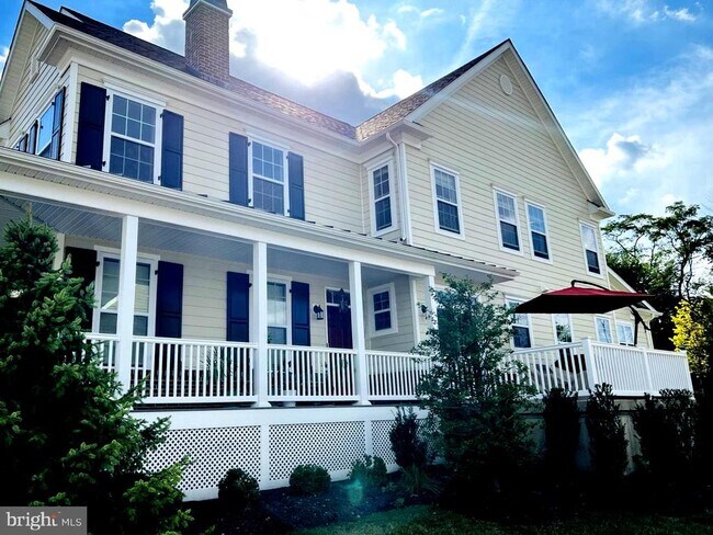 Building Photo - 107 Shilling Ave