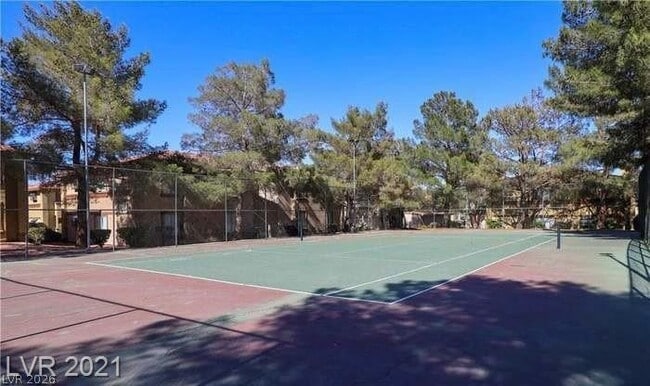 Building Photo - 7300 W Pirates Cove Rd