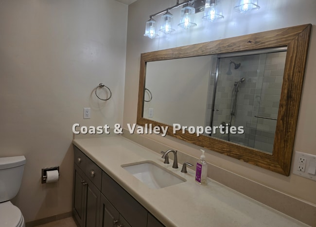 Building Photo - King City home for RENT!!!