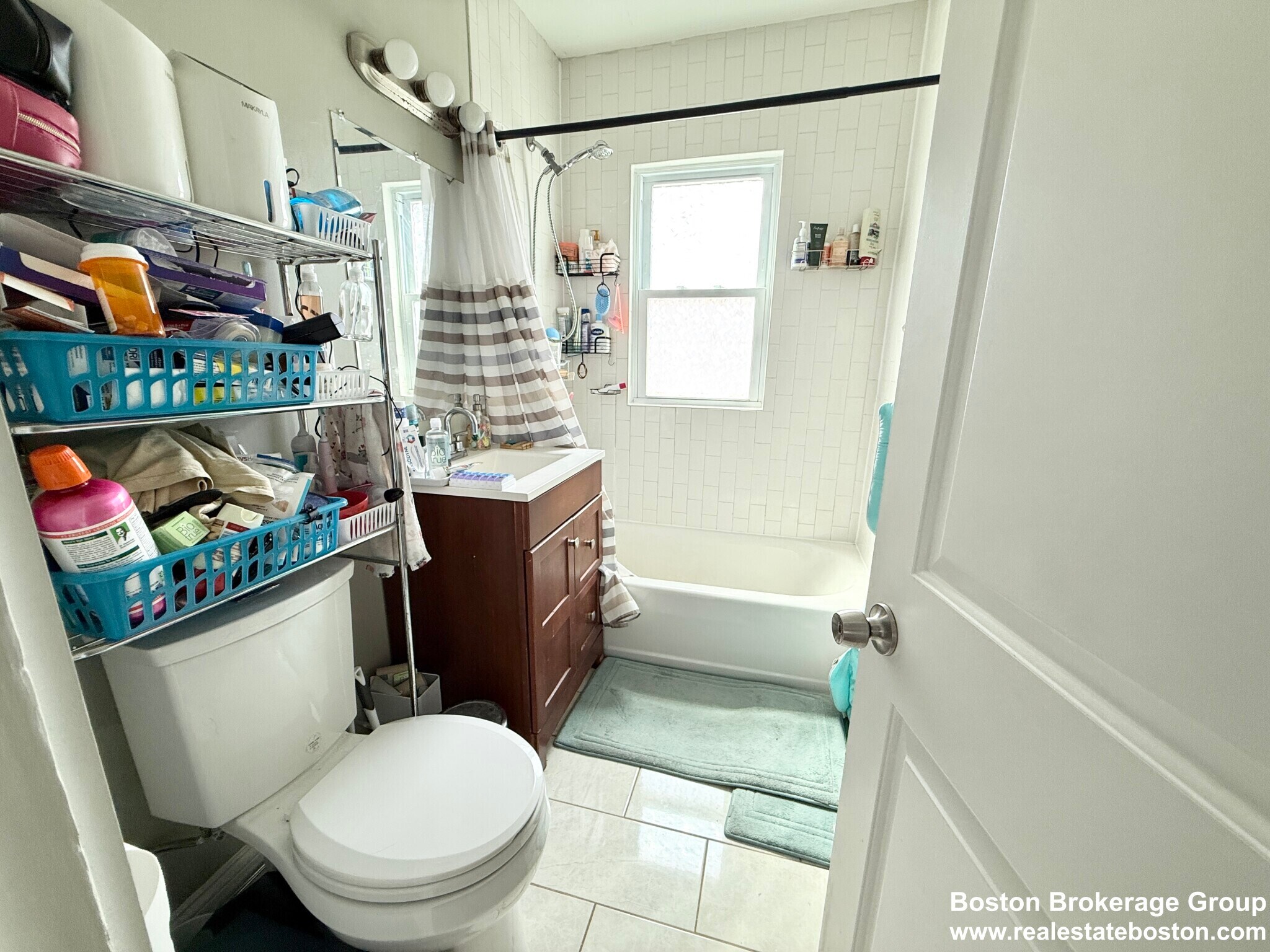 Building Photo - 81 Florence St